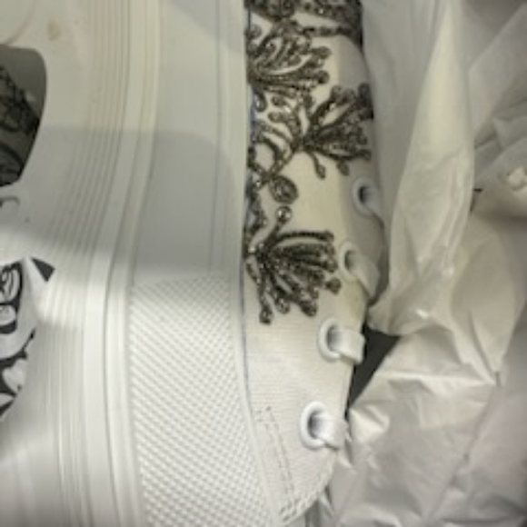 Alexander McQueen high top embroidered sneakers - Picture 2 of 6